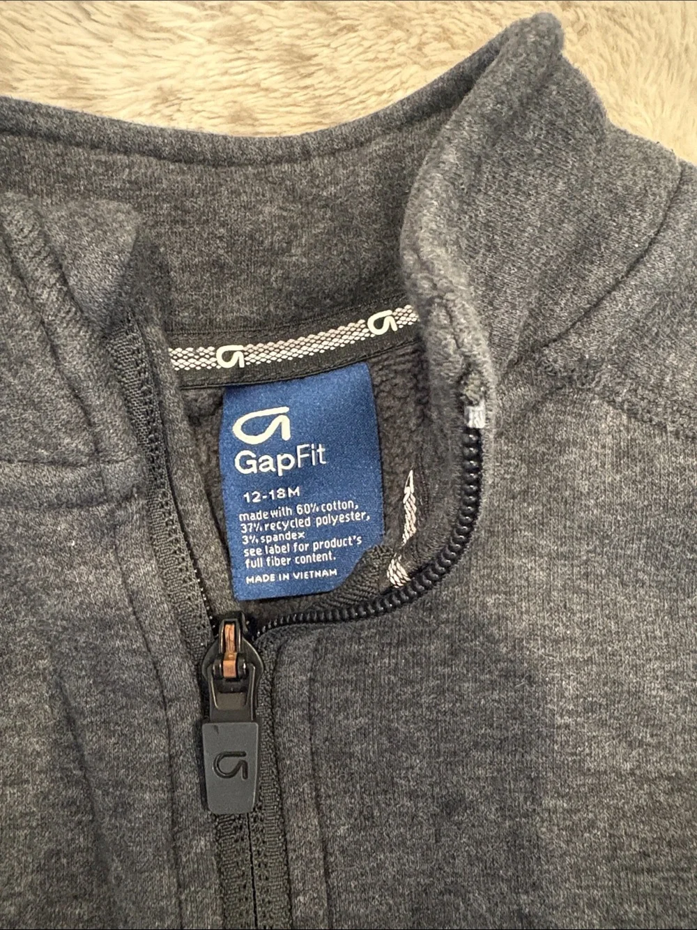 GAP Kids Heather Charcoal Quarter-Zip Pullover - Gray